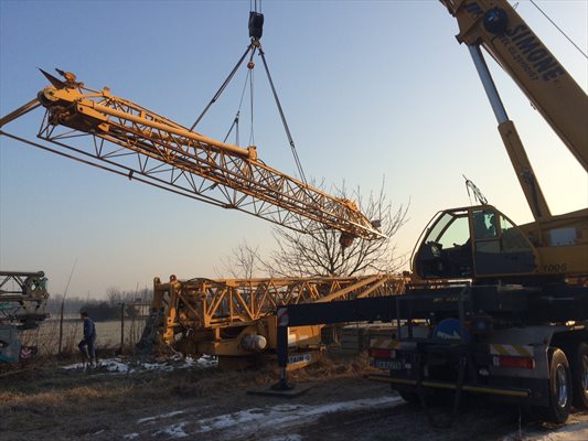 City crane Mitti Gru
